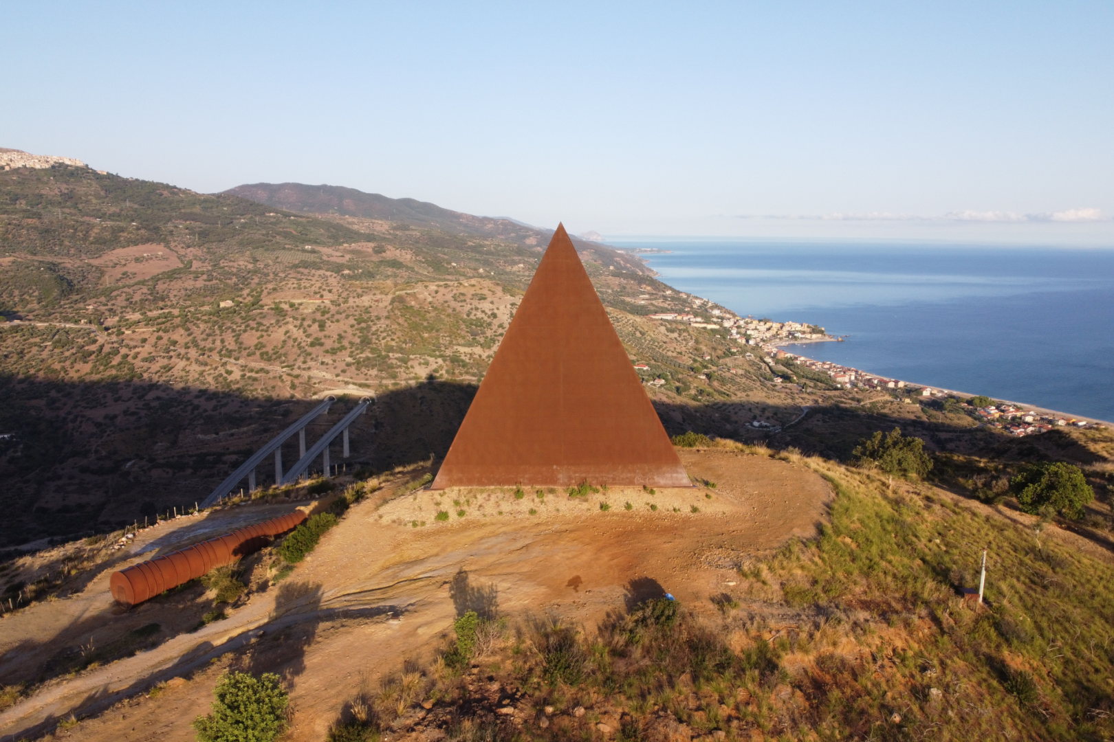 Piramide – 38° Parallelo by Mauro Staccioli, Fiumara d’Arte
